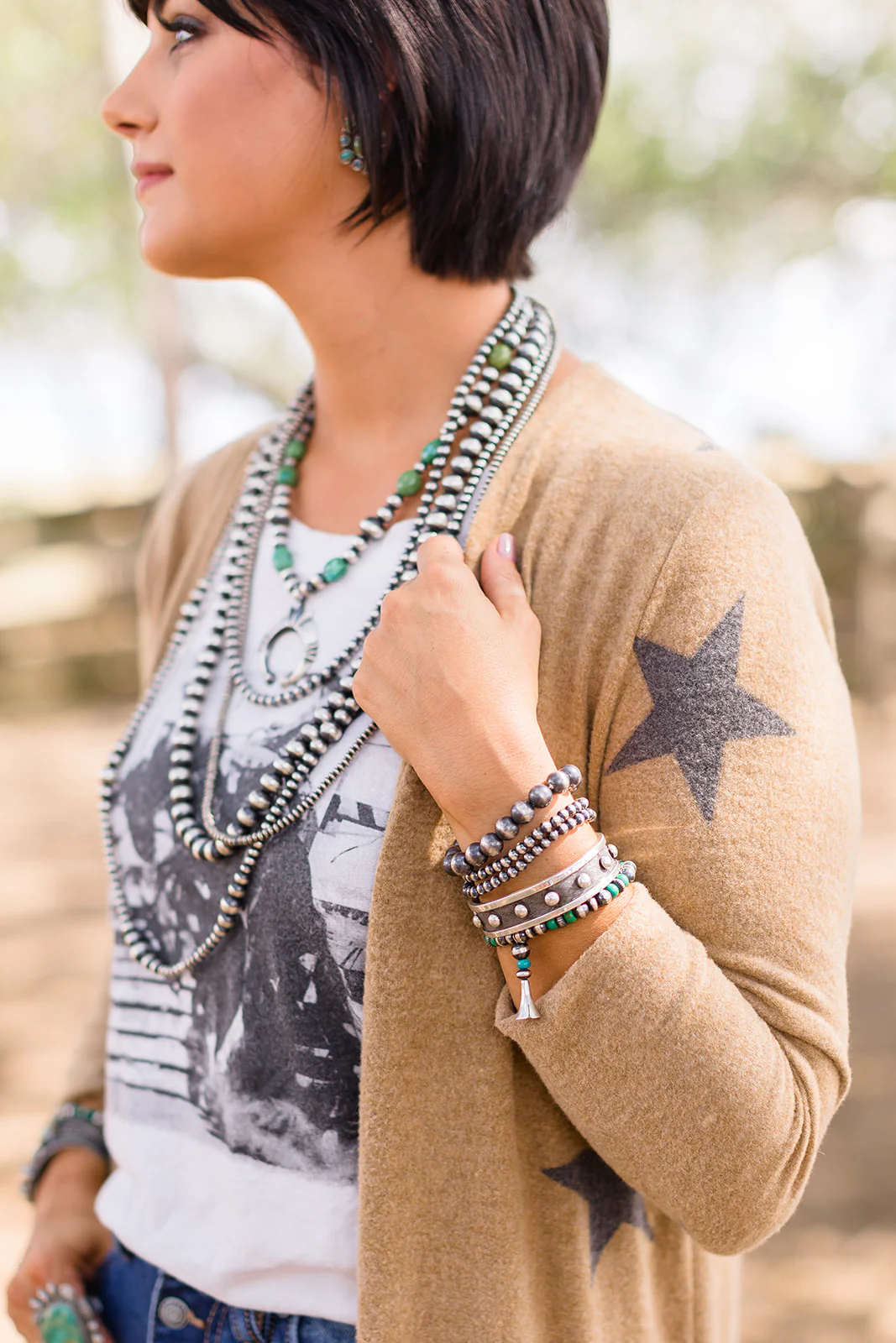 Navajo Pearl Stretch Bracelet - 5mm - Image 2