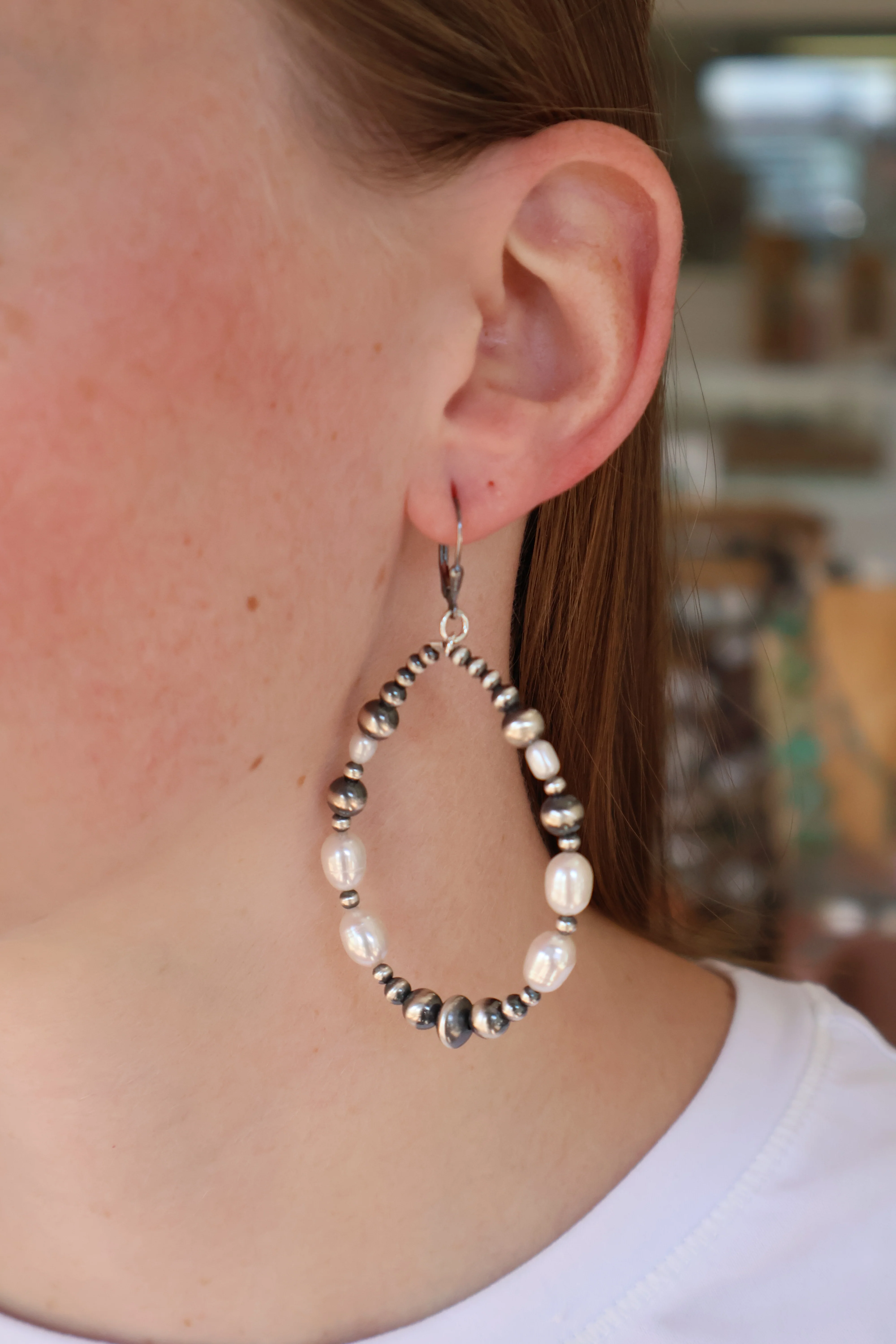 2 3/4" Navajo Pearl Earrings- Fresh Water Pearl - Image 2