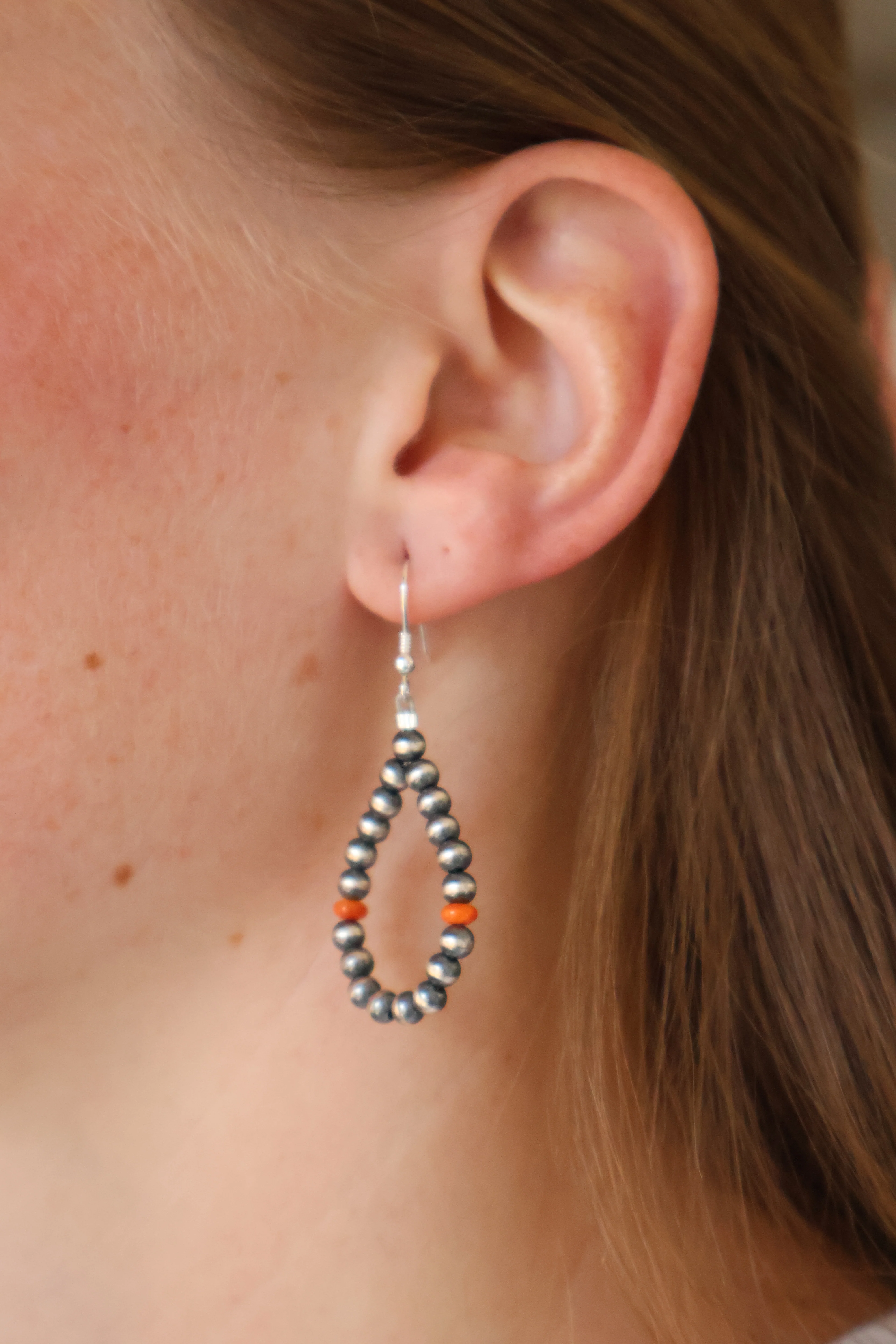 4mm Navajo Pearl Earrings- Orange Spiny - Image 2