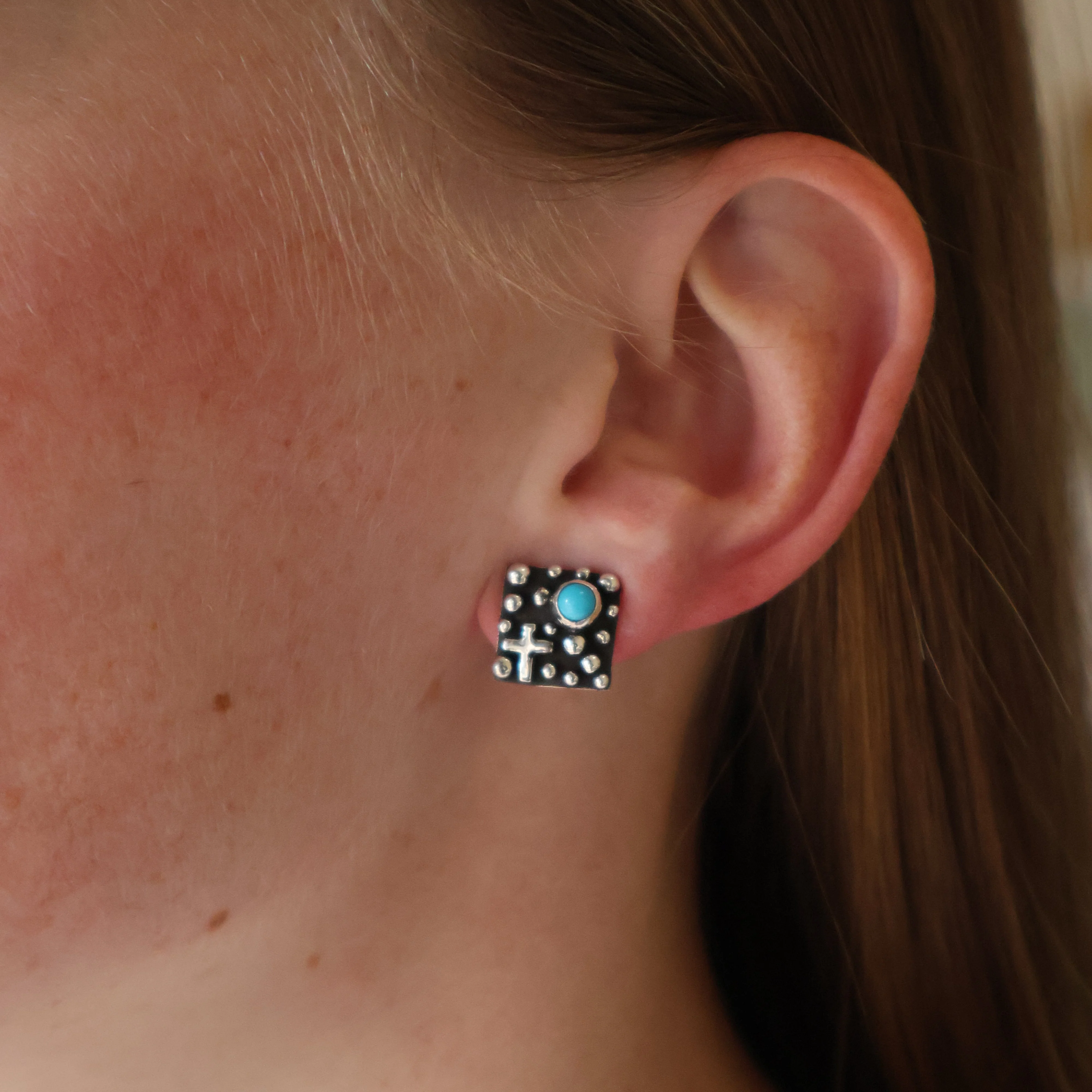 The Simones Post w/cross - Turquoise - Image 2
